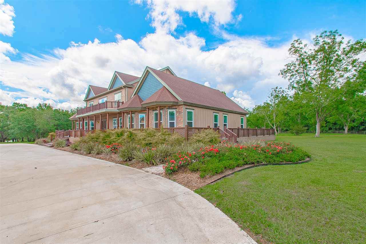 12740 Saddlebrook Circle - Photo 1