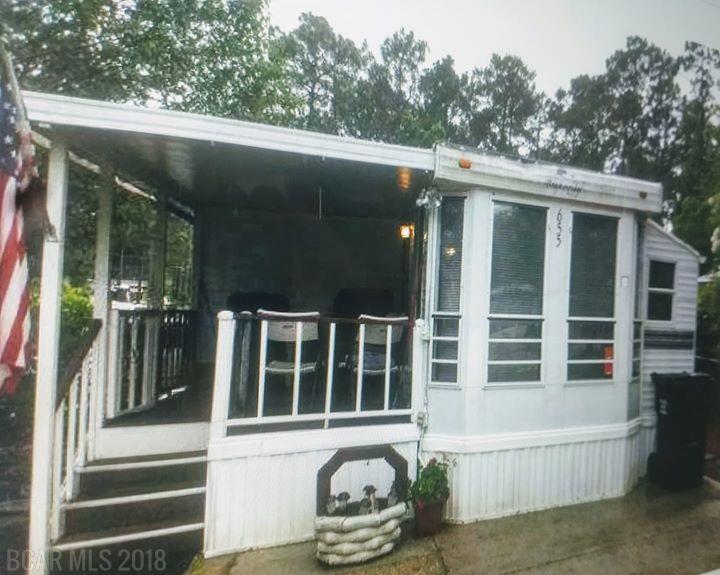 655 Escambia Loop - Photo 1