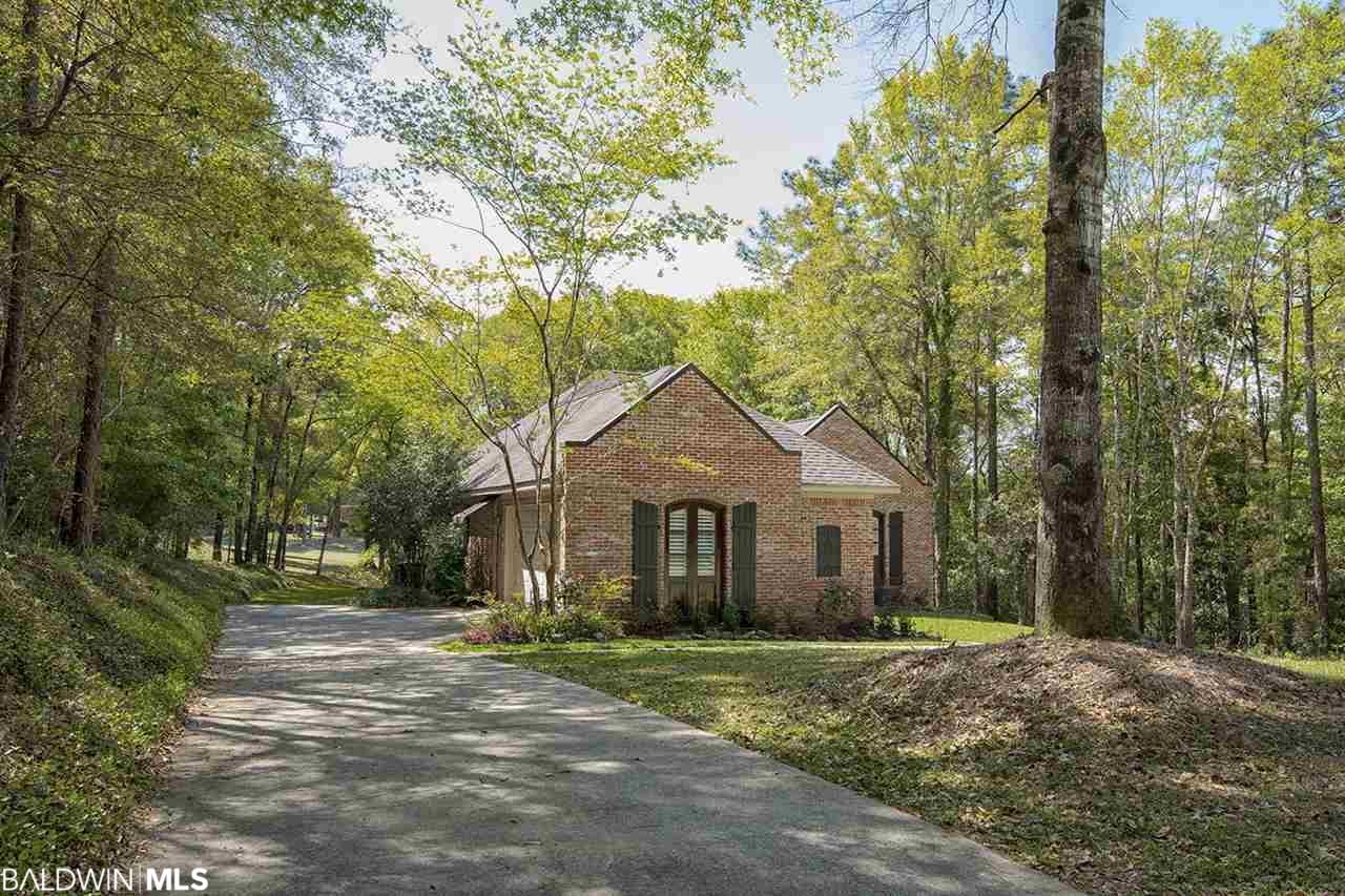 206 Rock Creek Parkway - Photo 1
