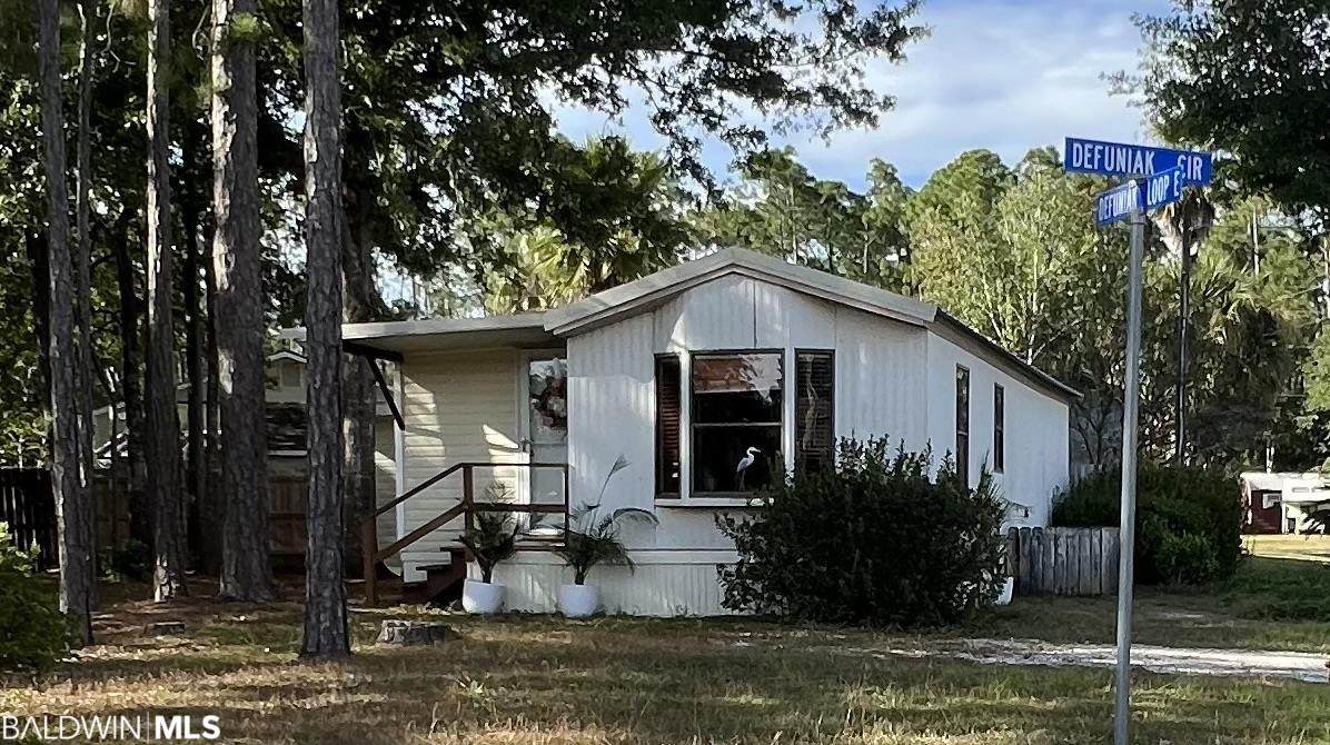 273 Defuniak Circle - Photo 1