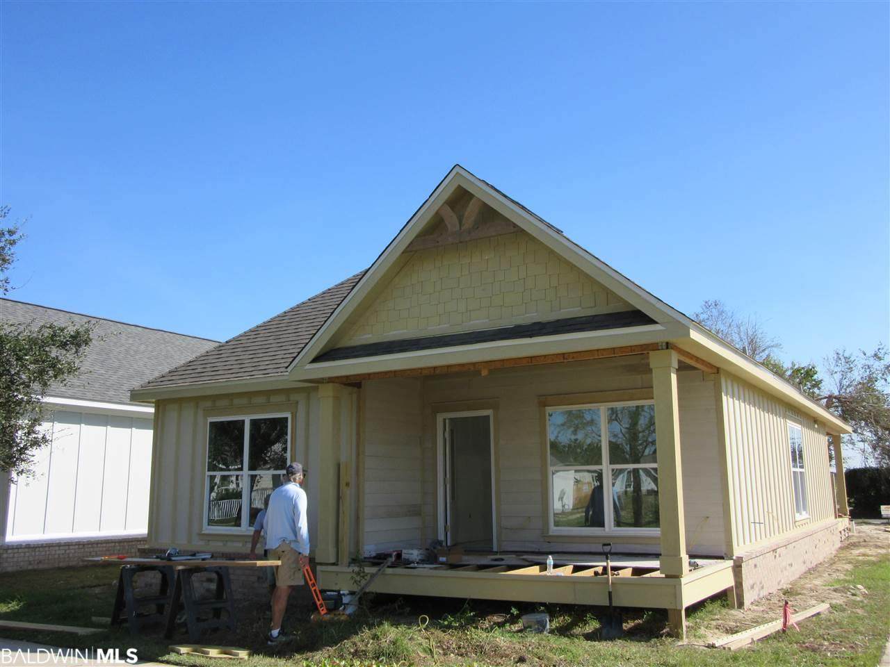 923 Periwinkle Ln - Photo 1
