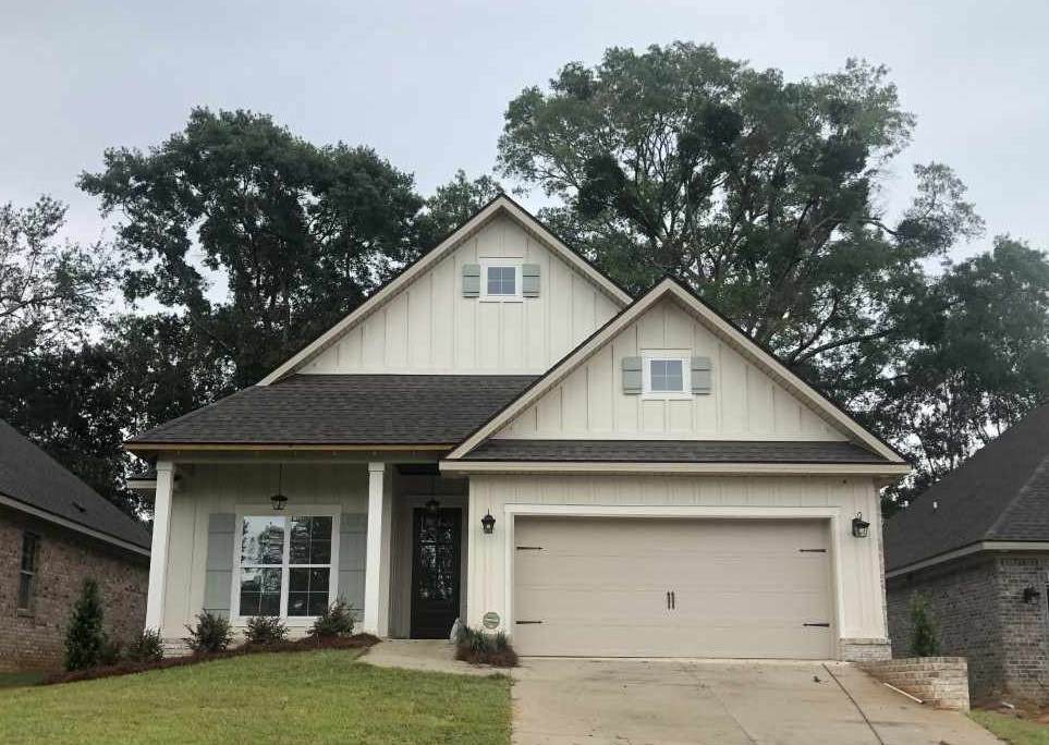 358 Hemlock Drive - Photo 1