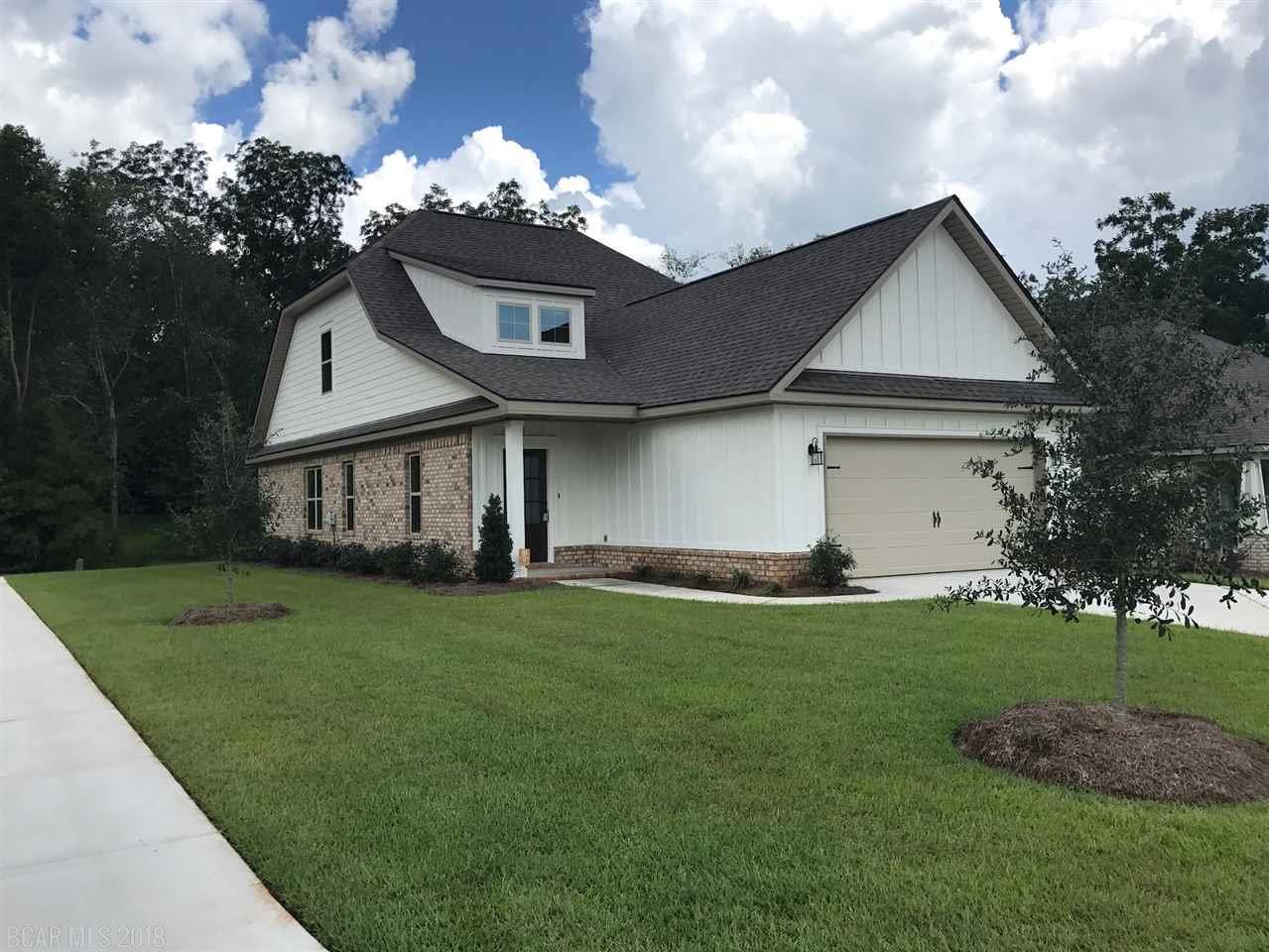 524 Salem St - Photo 1