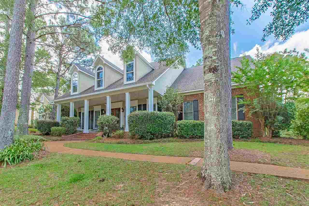 126 Clubhouse Drive - Photo 1