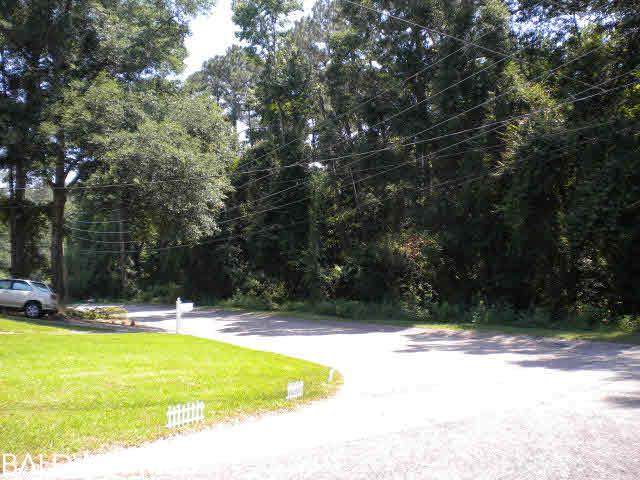107 Greenwood Drive - Photo 1