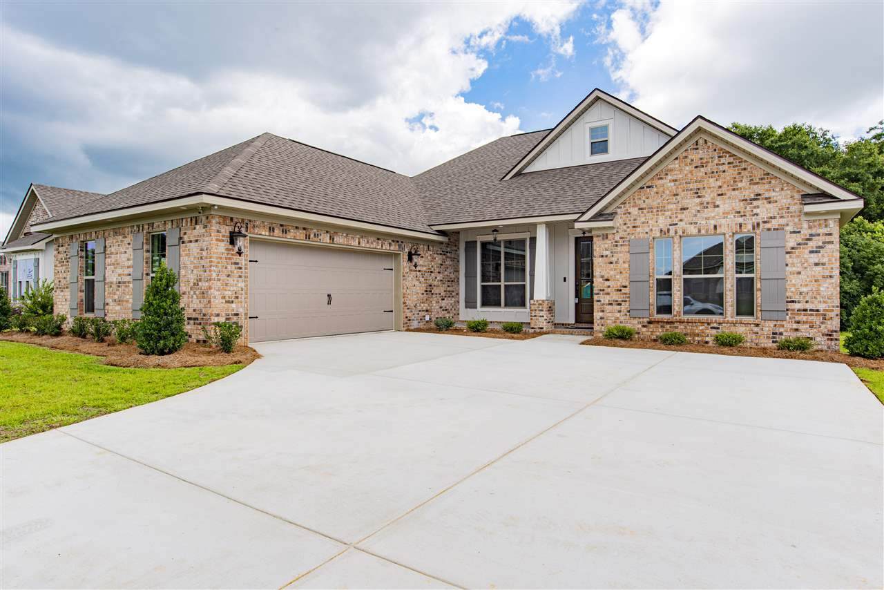 287 Garrison Boulevard - Photo 1