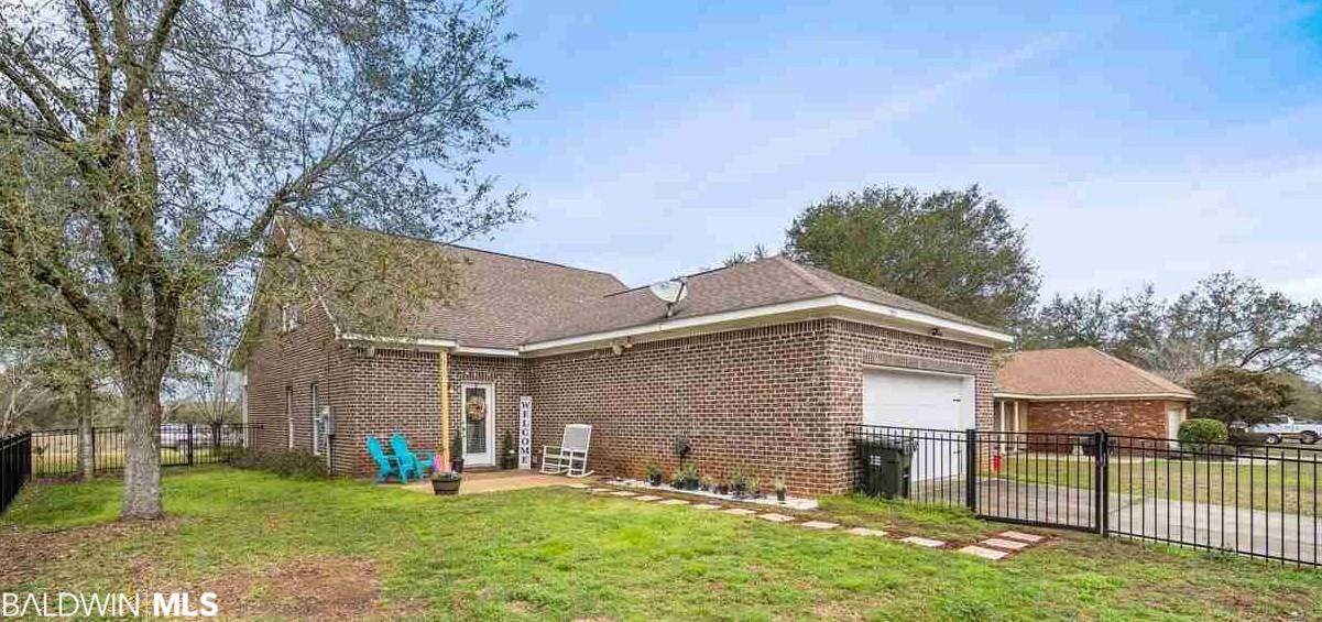 11303 Warrie Creek Alley - Photo 1