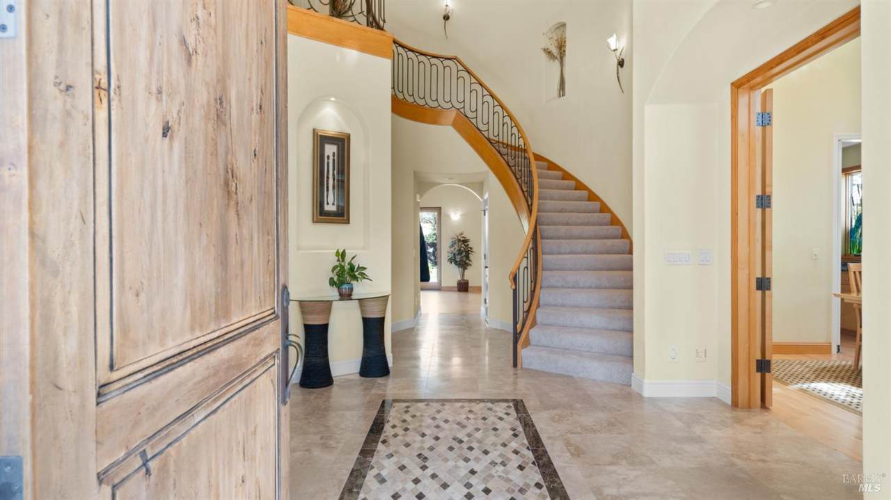 5304 Ravenridge Place - Photo 1