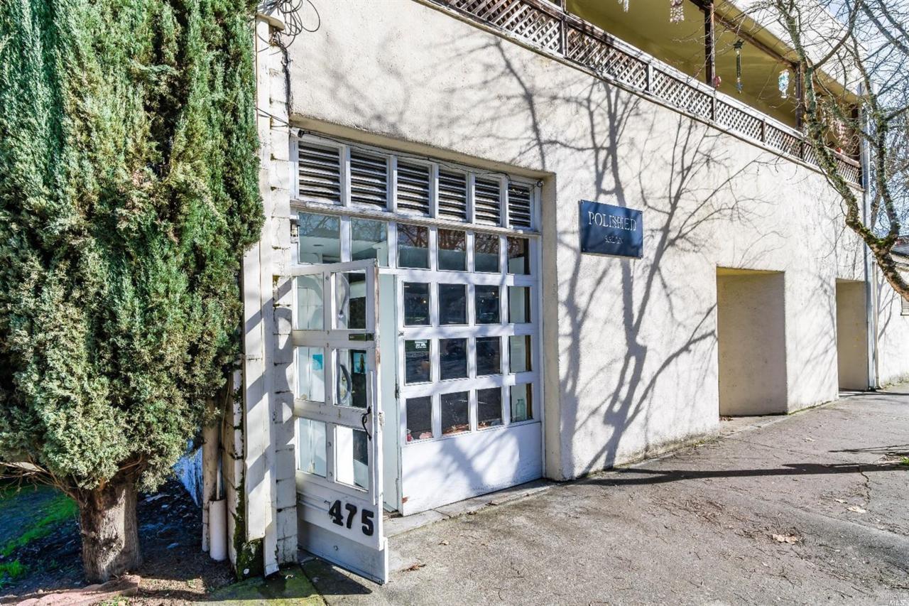 290 Seminary Avenue - Photo 1