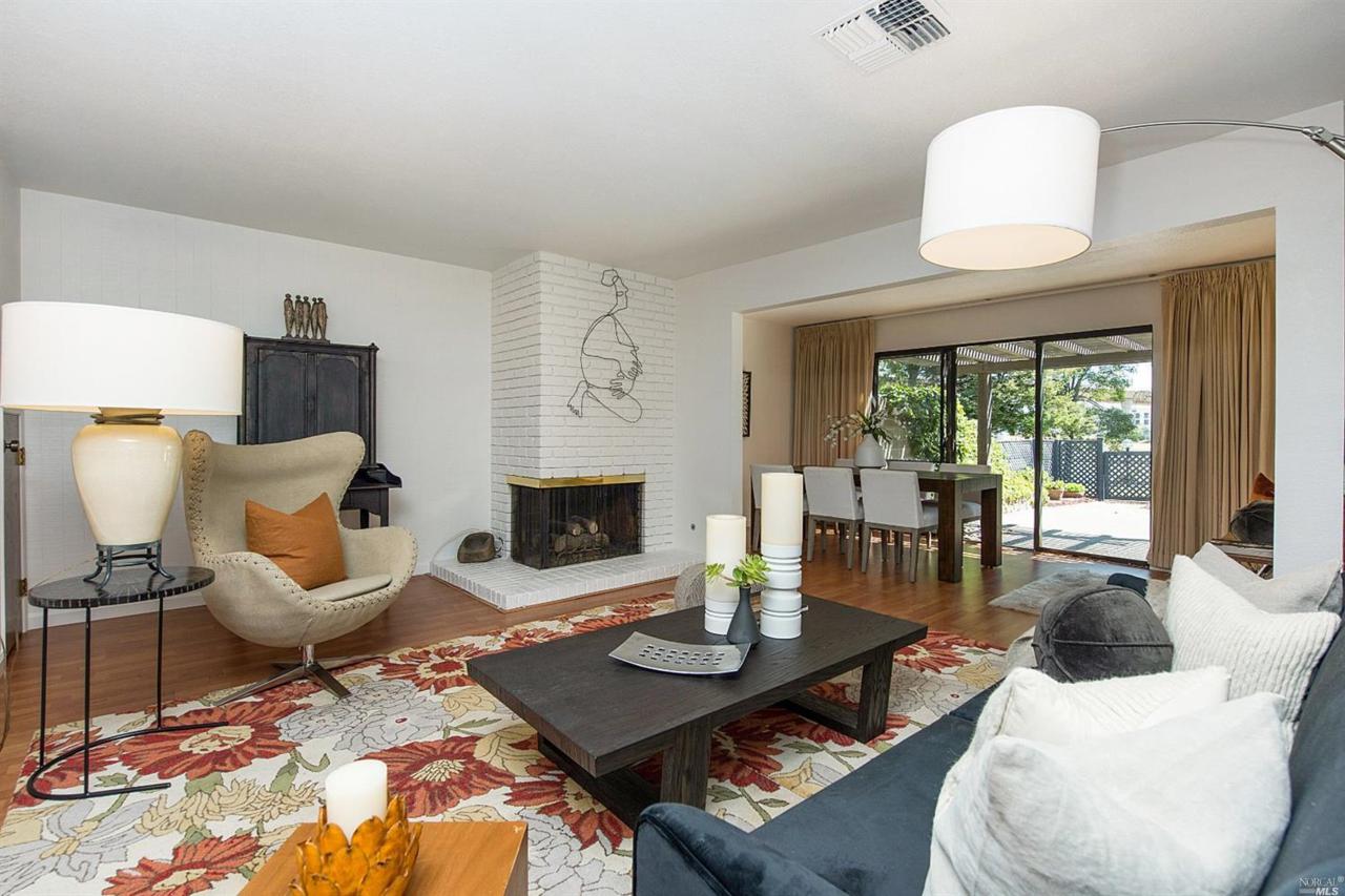 912 Marina Drive - Photo 1