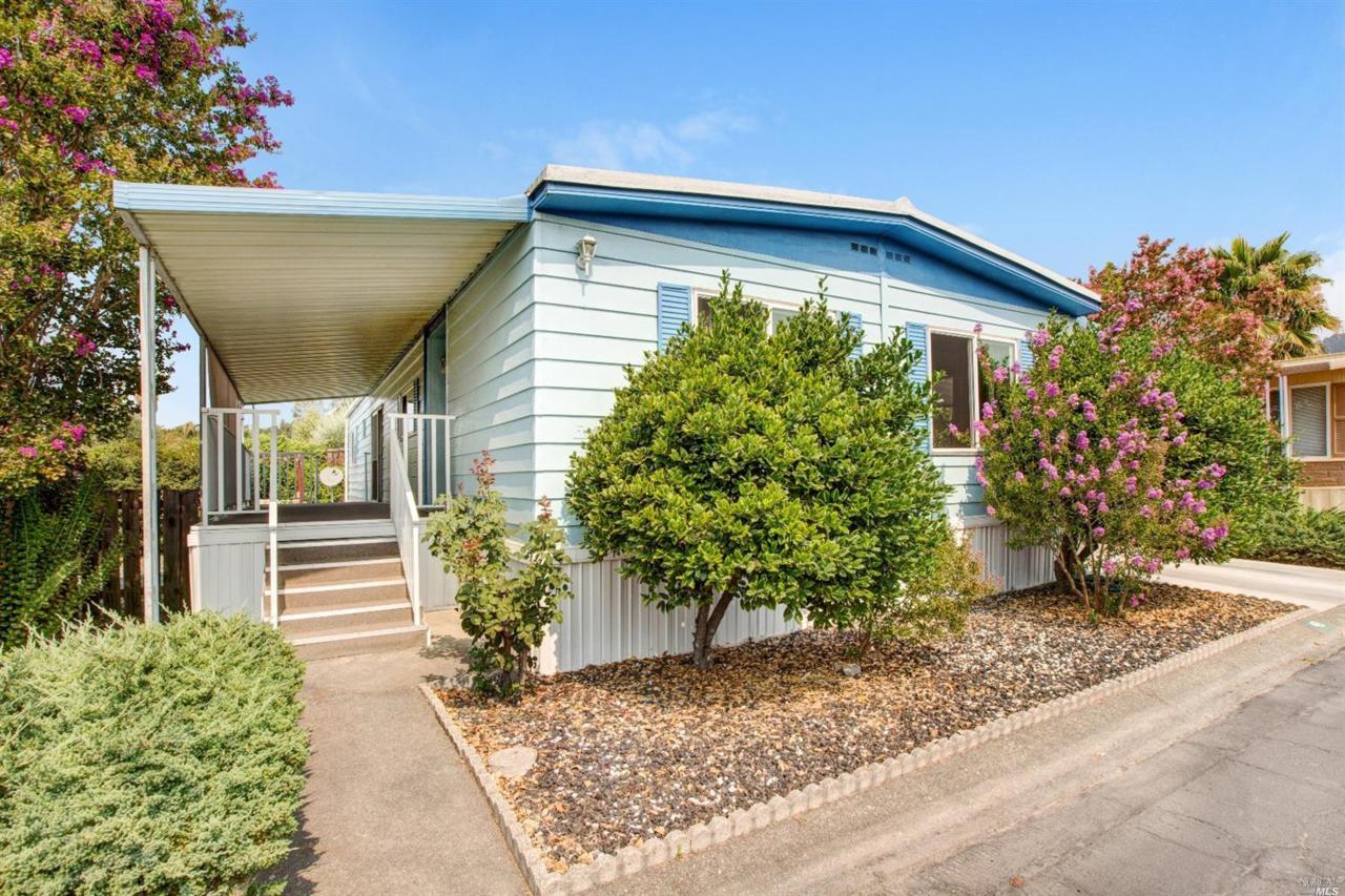 48 Magnolia Drive - Photo 1