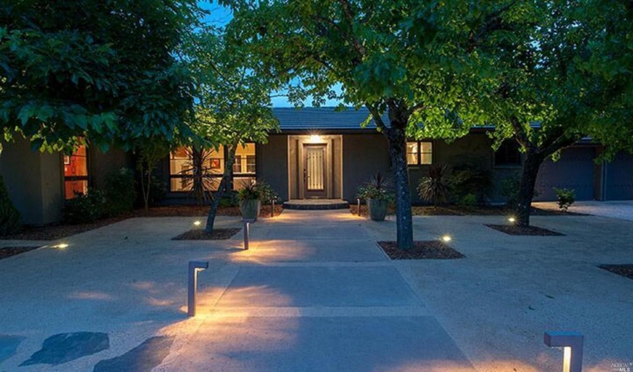 1321 Davis Lane - Photo 1