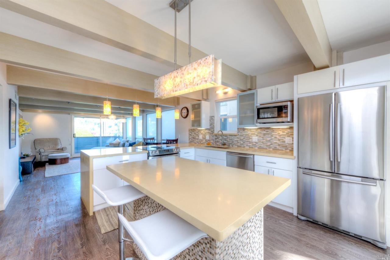 320 Via Casitas Street - Photo 1