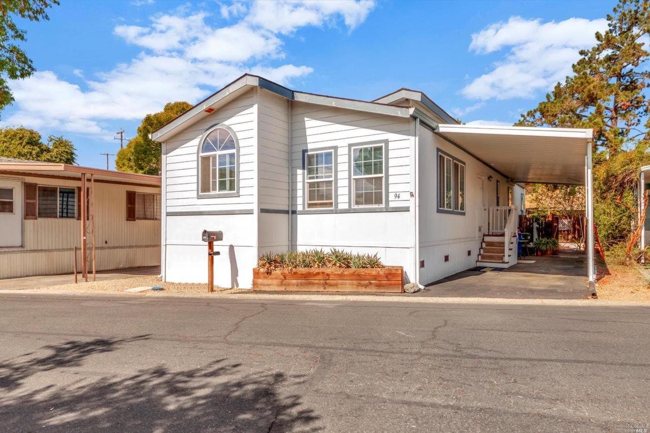 94 Welcome Avenue - Photo 1