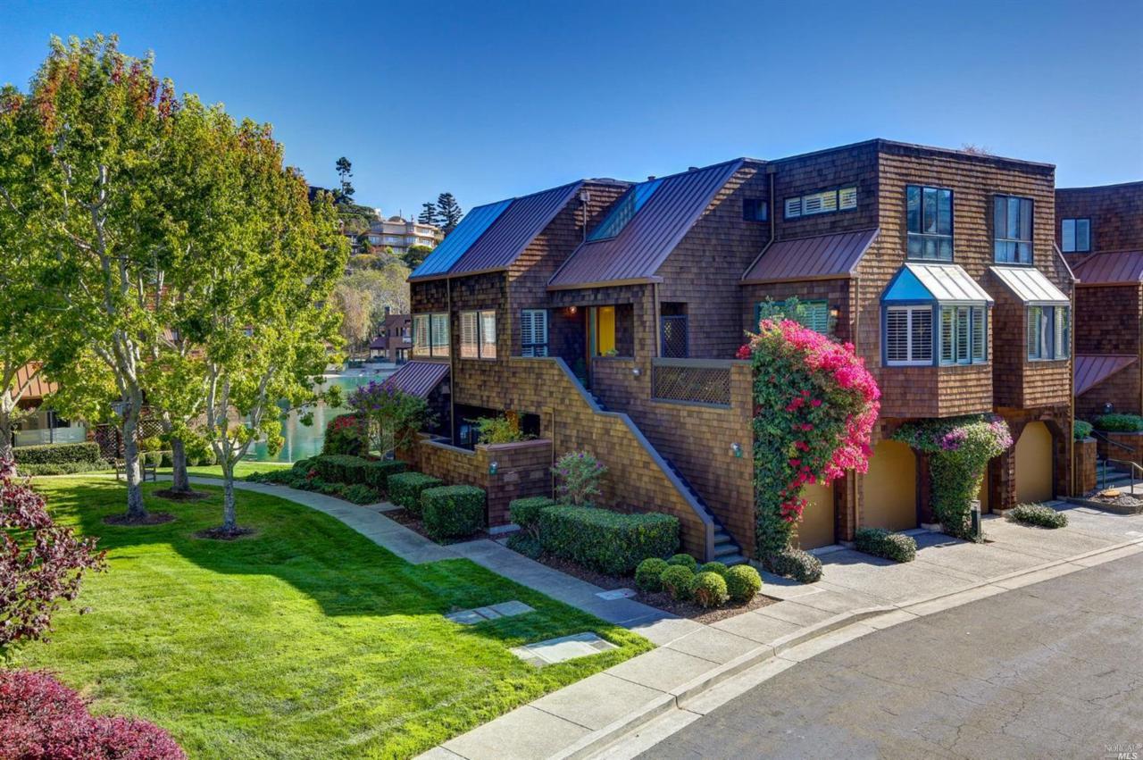 17 Lagoon Vista - Photo 1