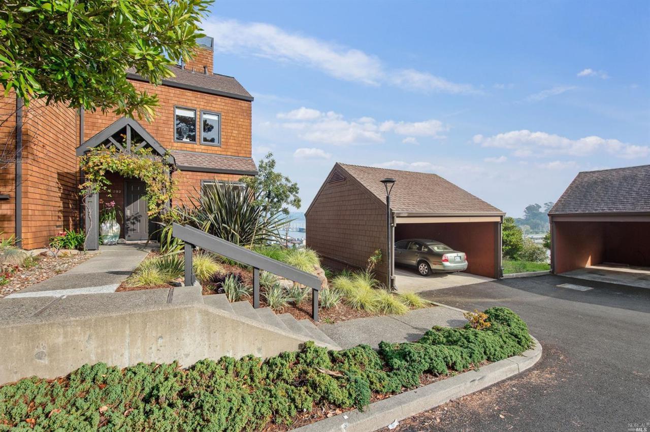202 Donahue Street - Photo 1