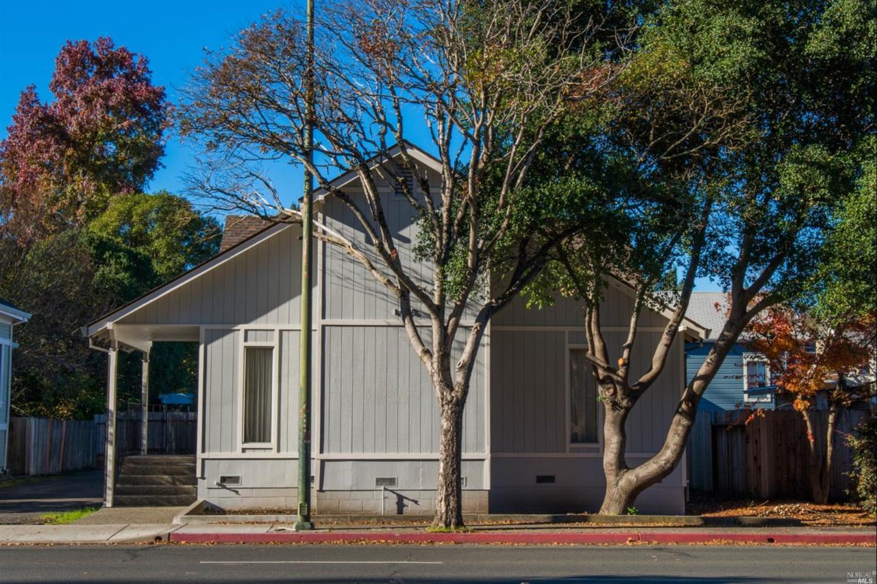 1415 Jefferson Street - Photo 1