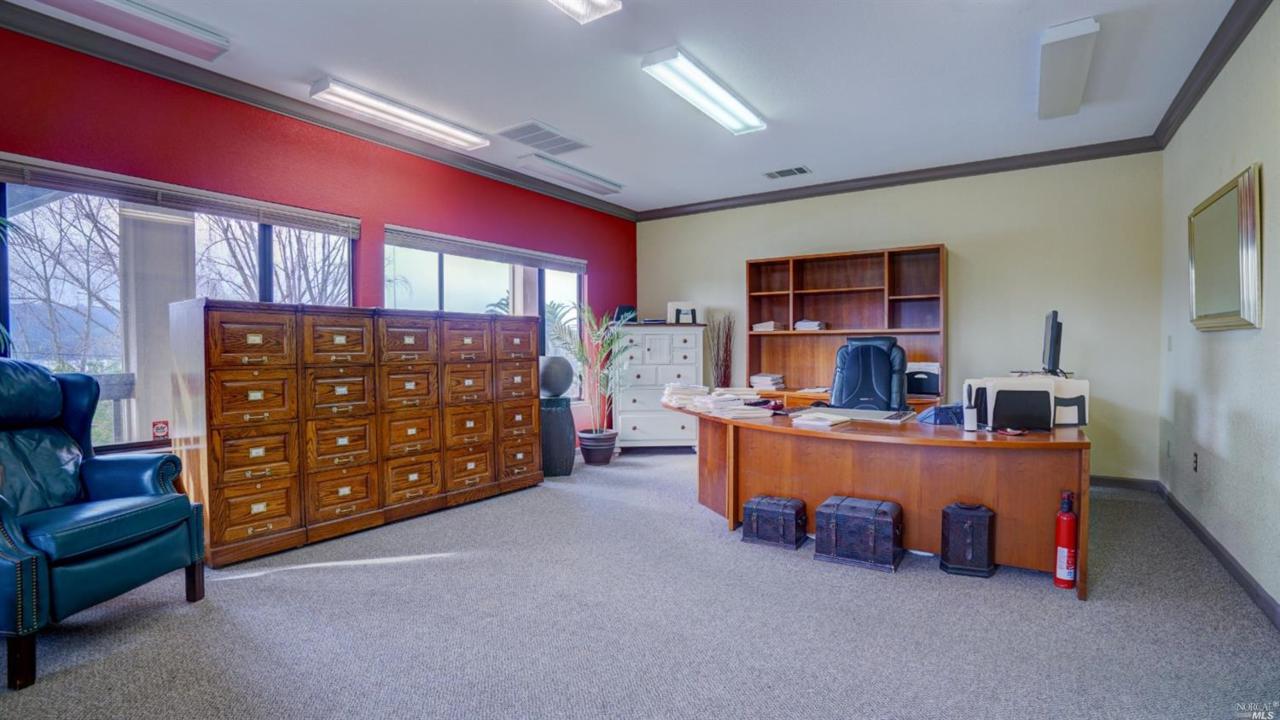 302 Military Drive - Photo 1