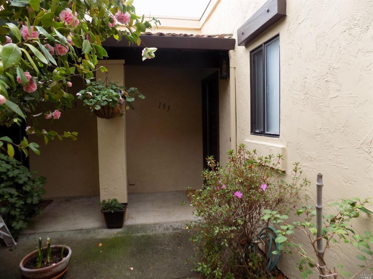 193 La Mancha Drive - Photo 1
