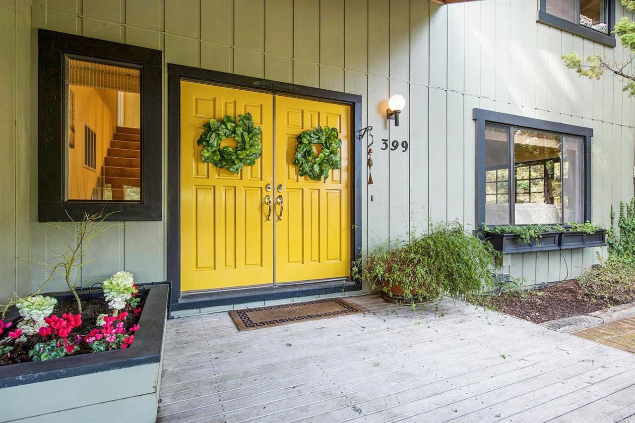 399 Poppy Hill Drive - Photo 1