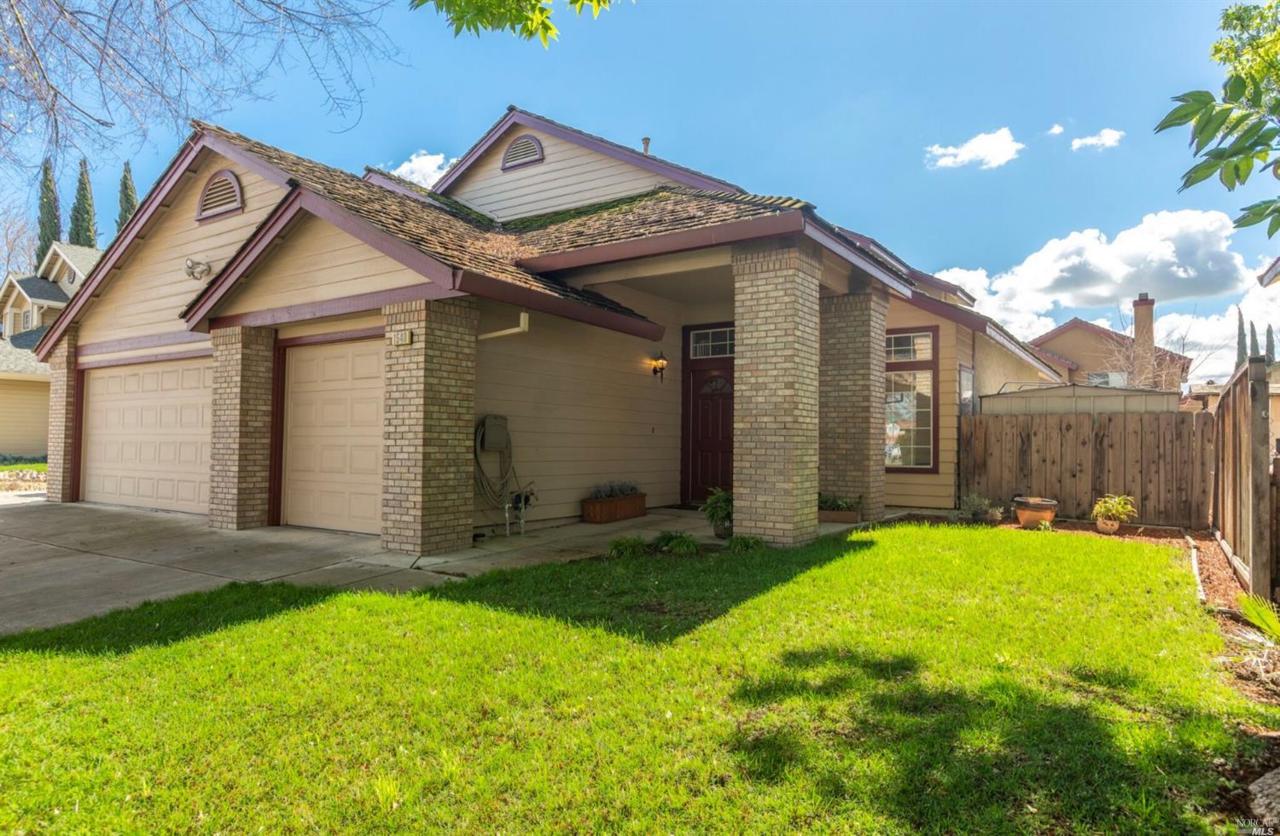 1540 Locust Drive - Photo 1