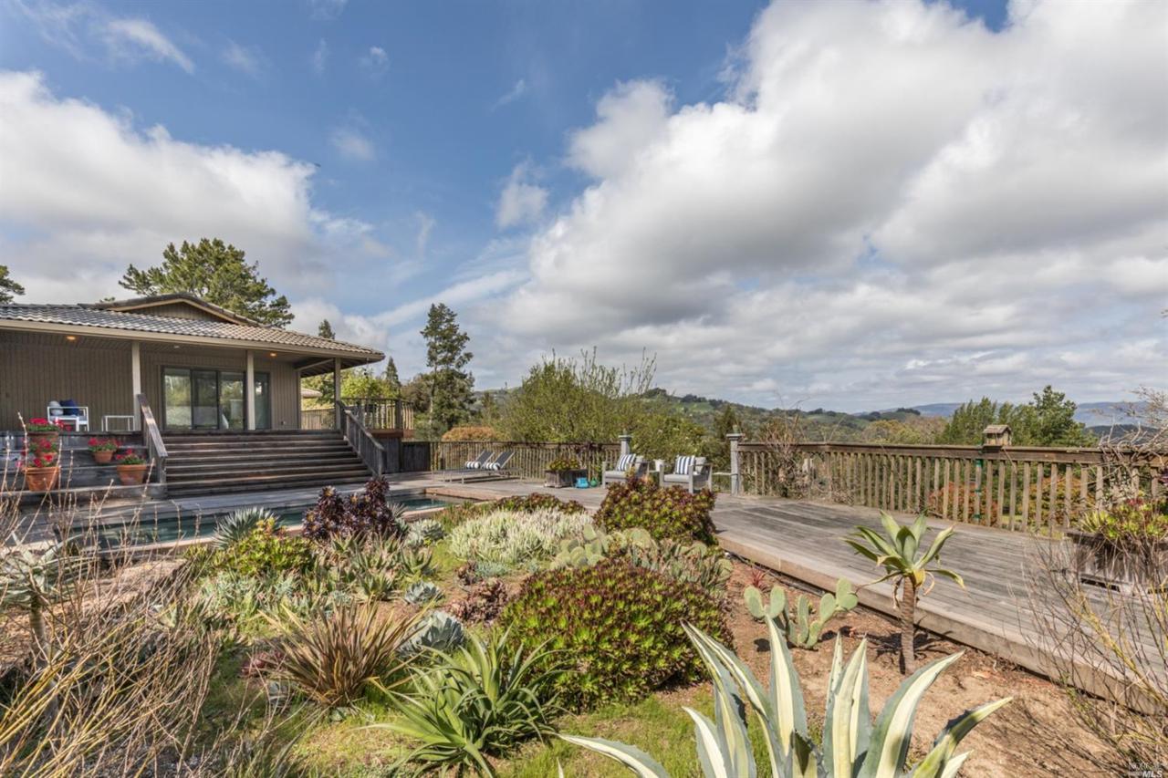 4480 Grove Street - Photo 1