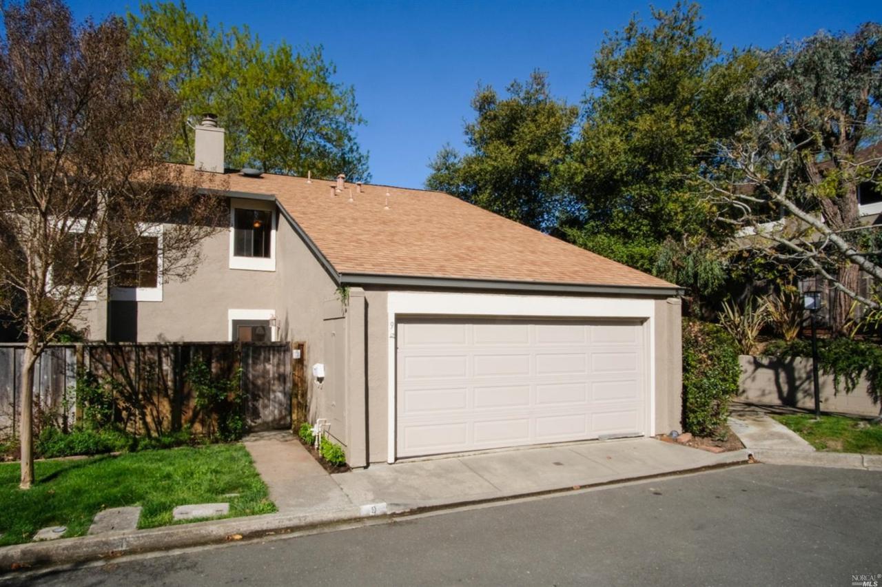 9 Cottonwood Place - Photo 1