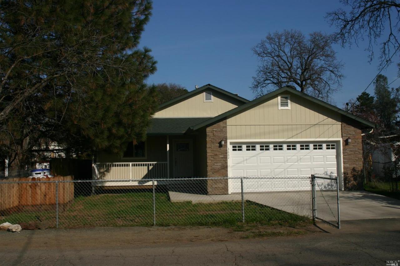 3662 Sycamore Street - Photo 1