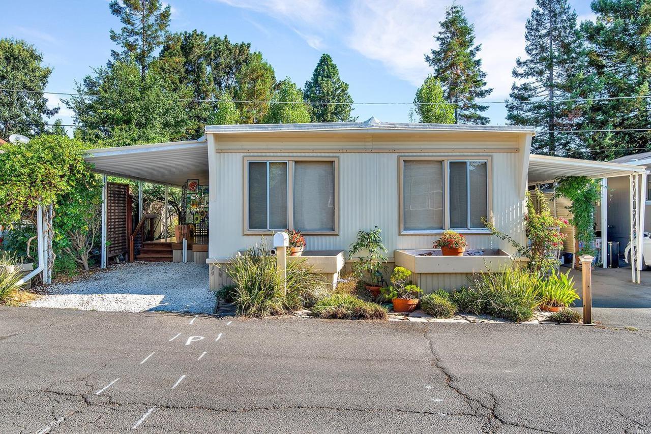 6710 Evergreen Avenue - Photo 1