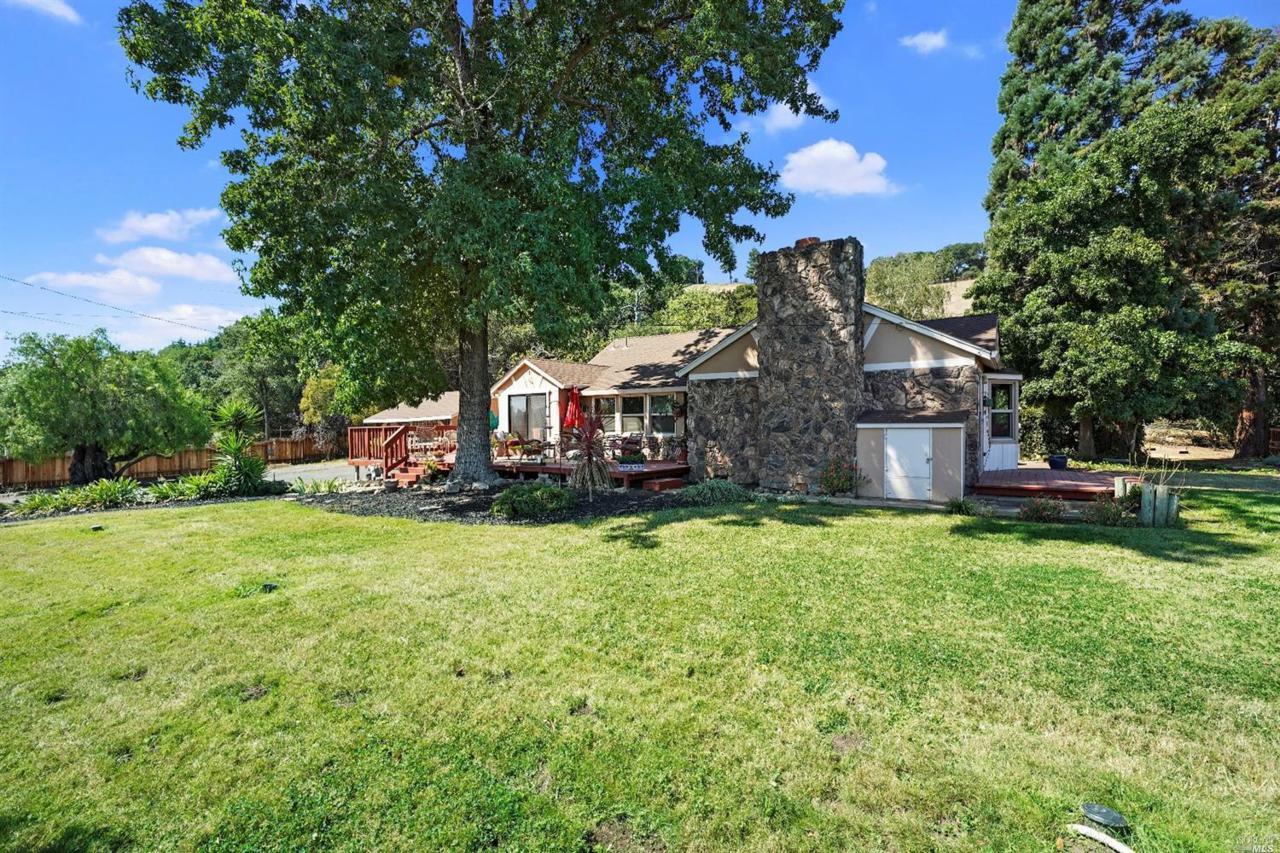 887 Foster Road - Photo 1