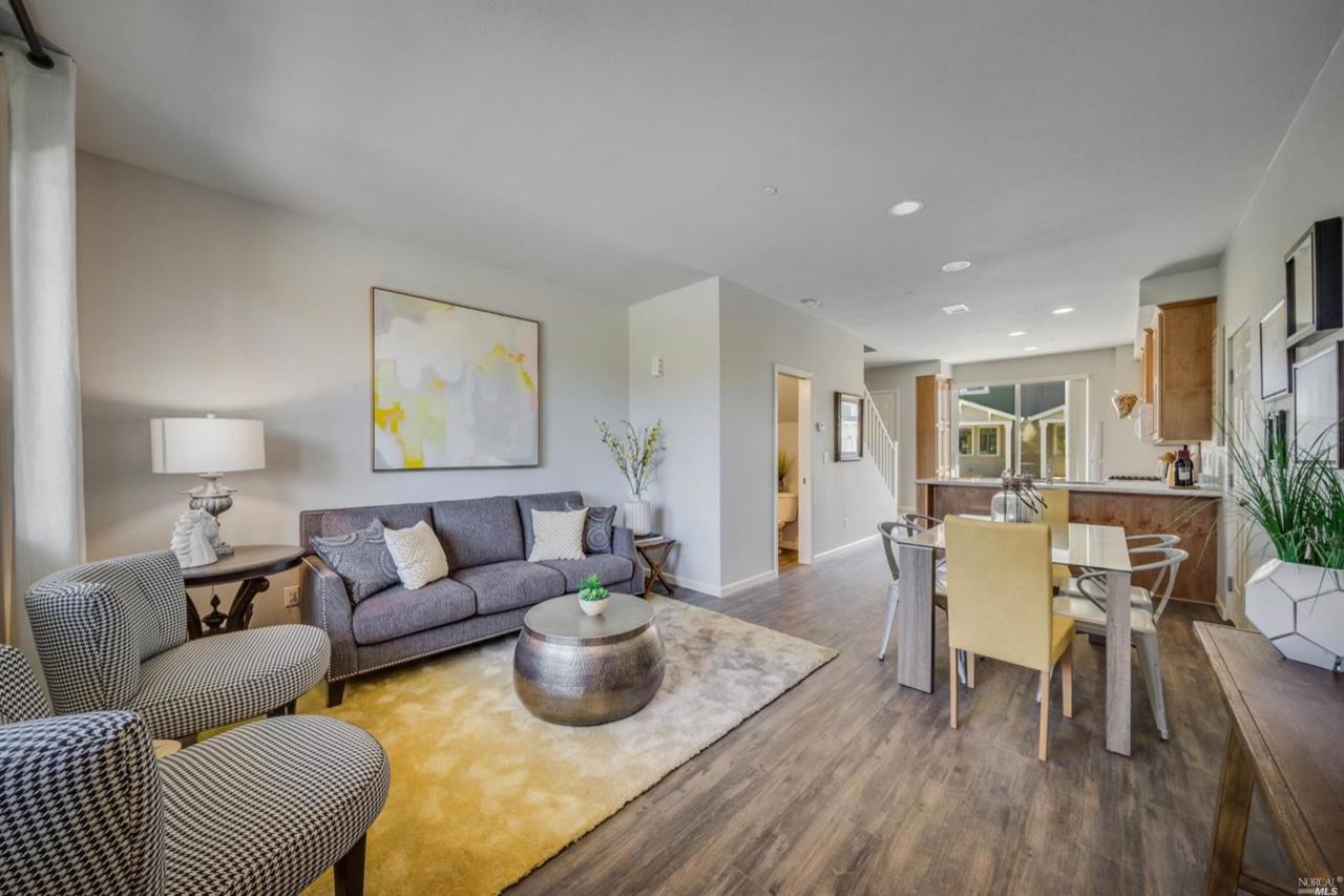 494 Palmilla Place - Photo 1