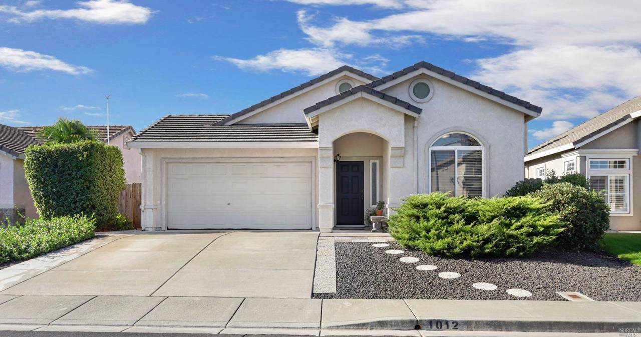 1012 Freshwater Court - Photo 1