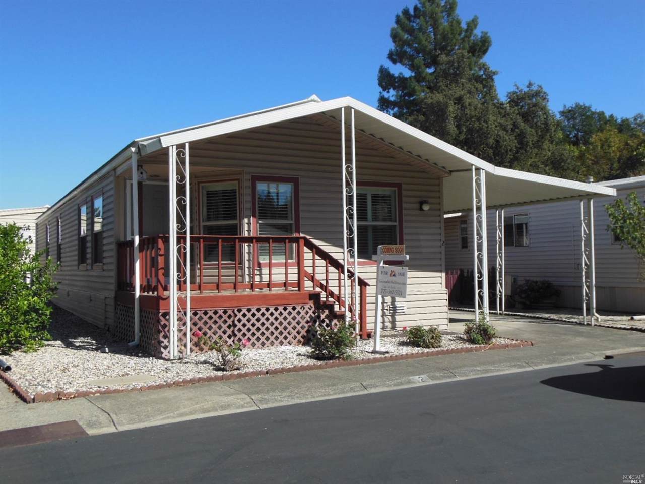 2 Shamrock Circle - Photo 1