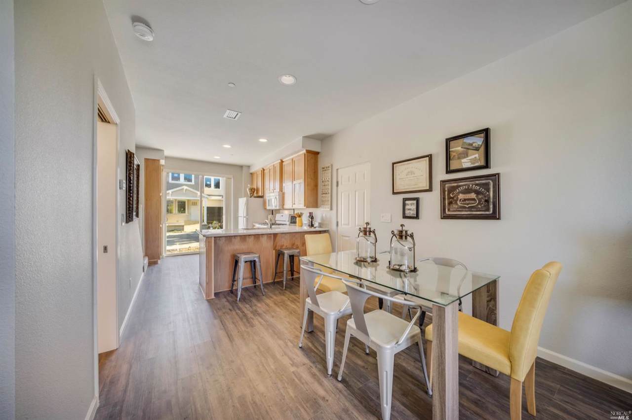 488 Palmilla Place - Photo 1