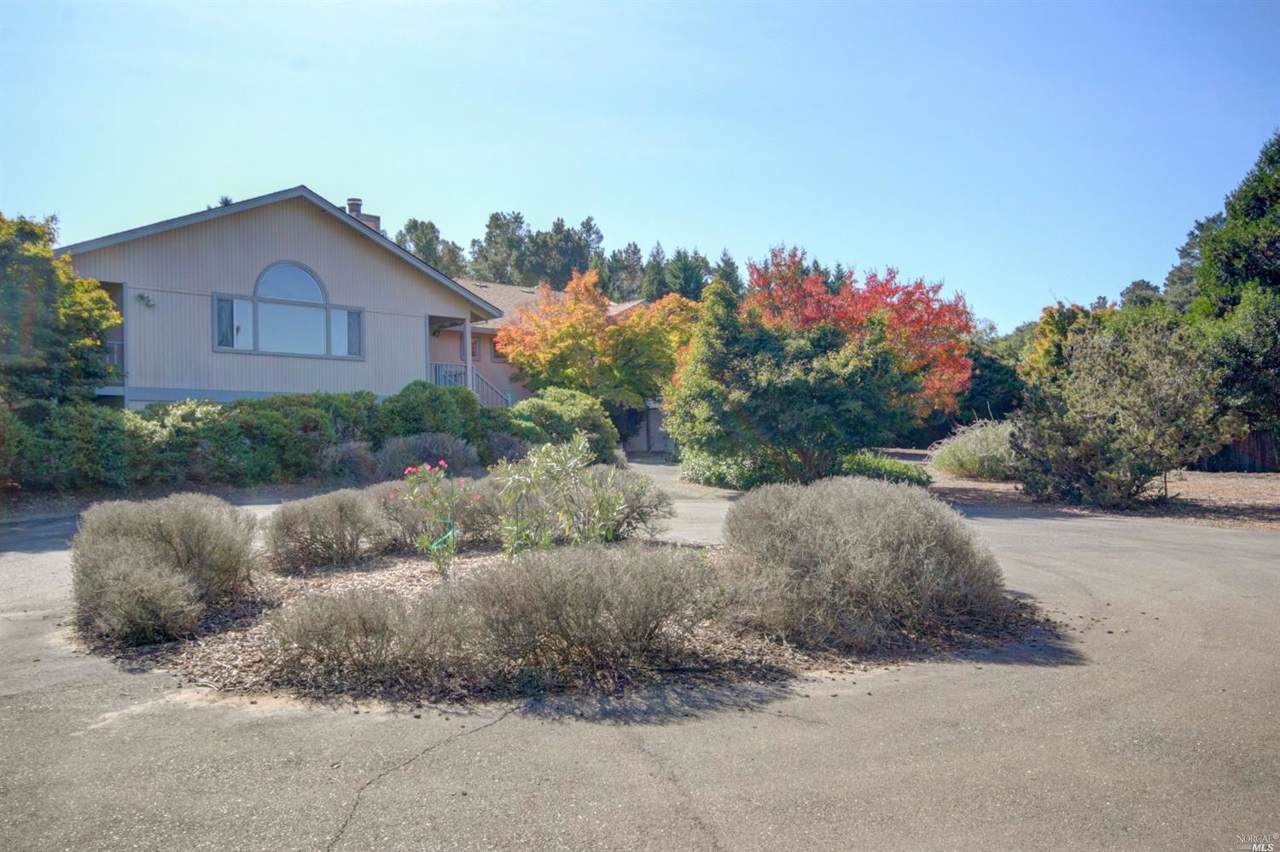 324 Sparkes Road - Photo 1
