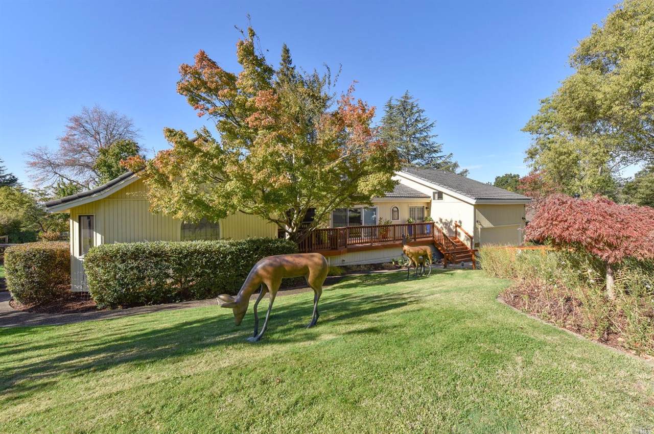 7 Gleneagle Circle - Photo 1