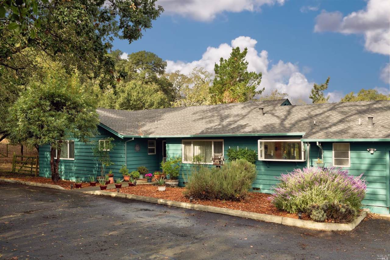 5850 Volkerts Road - Photo 1