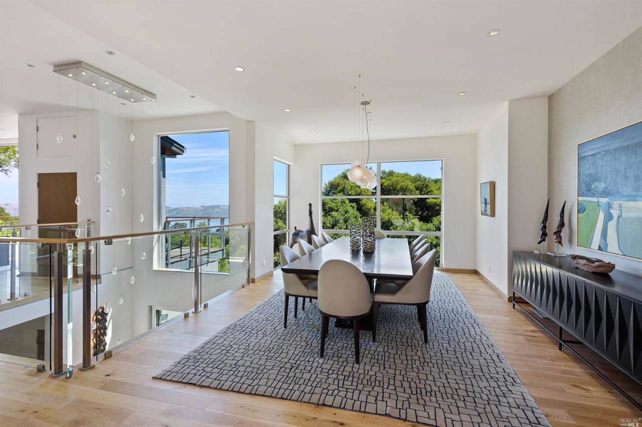 19 Toyon Lane - Photo 1