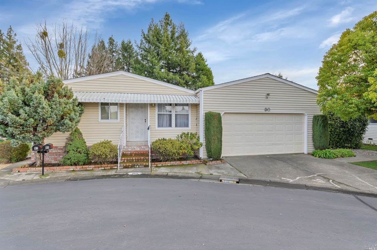 90 Falcon Crest Circle - Photo 1