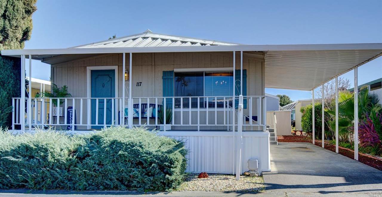 300 H Street - Photo 1