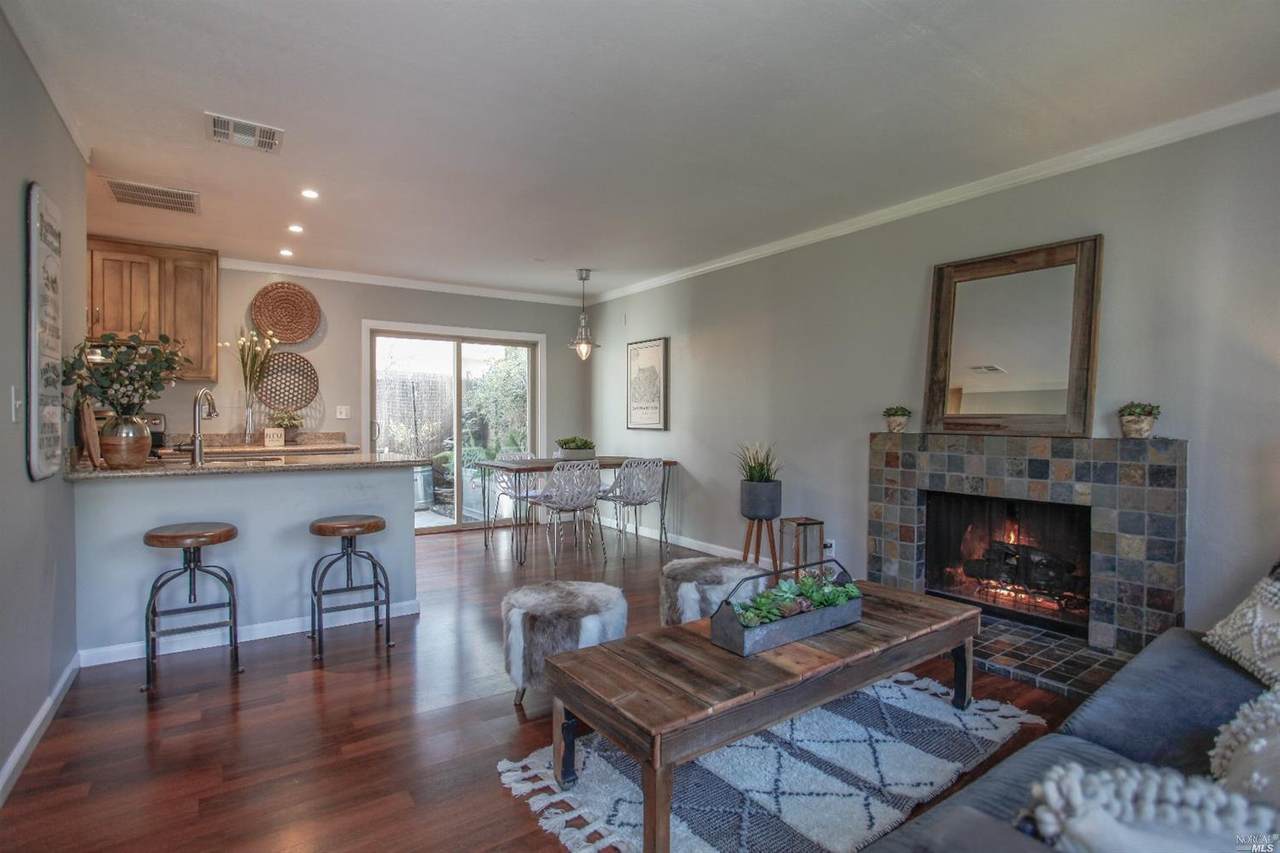 1056 Marina Drive - Photo 1