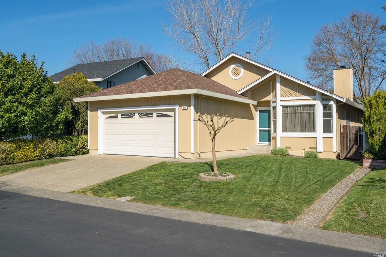 616 Oman Springs Circle - Photo 1