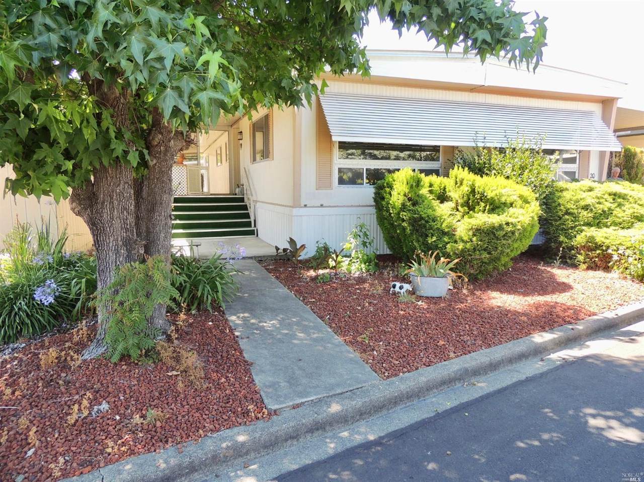 20 Heyford Circle - Photo 1