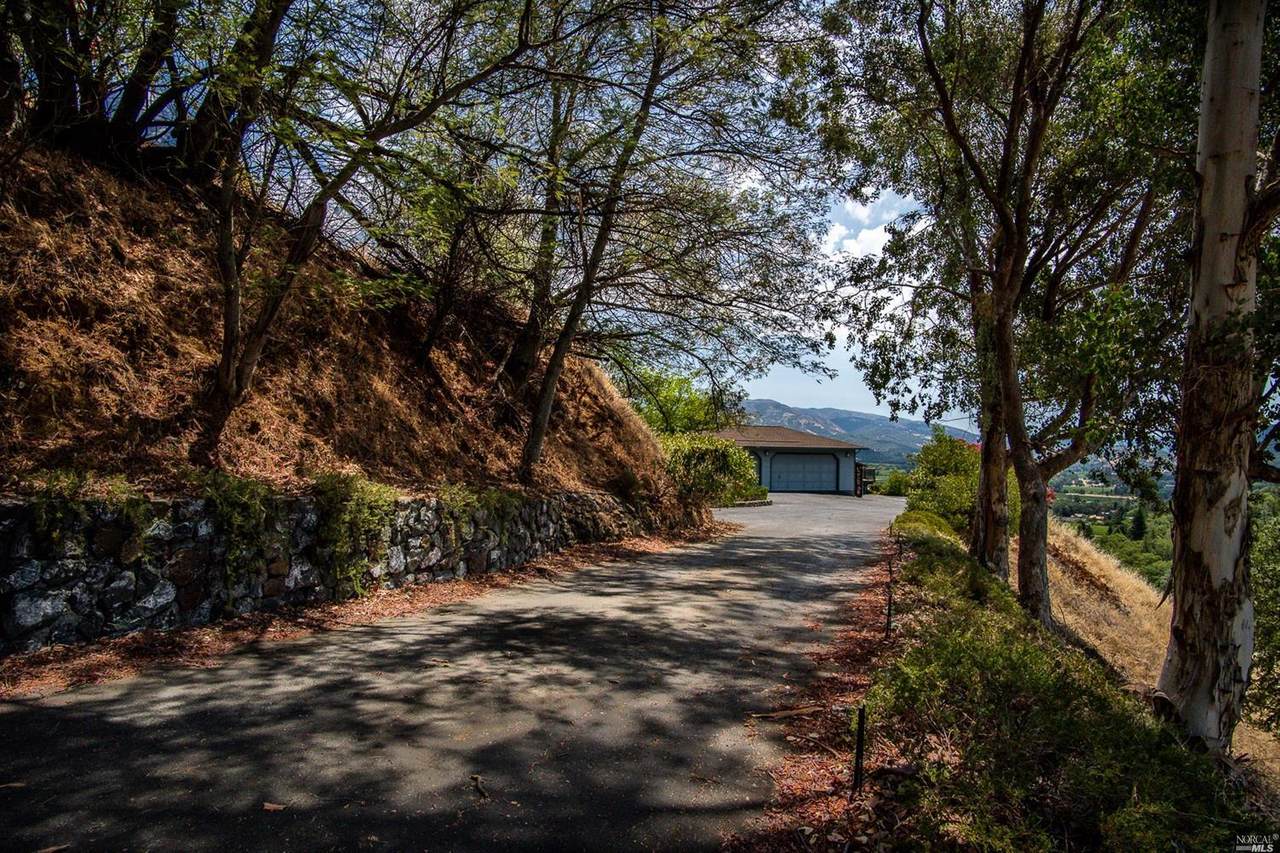 577 Oak Knoll Road - Photo 1