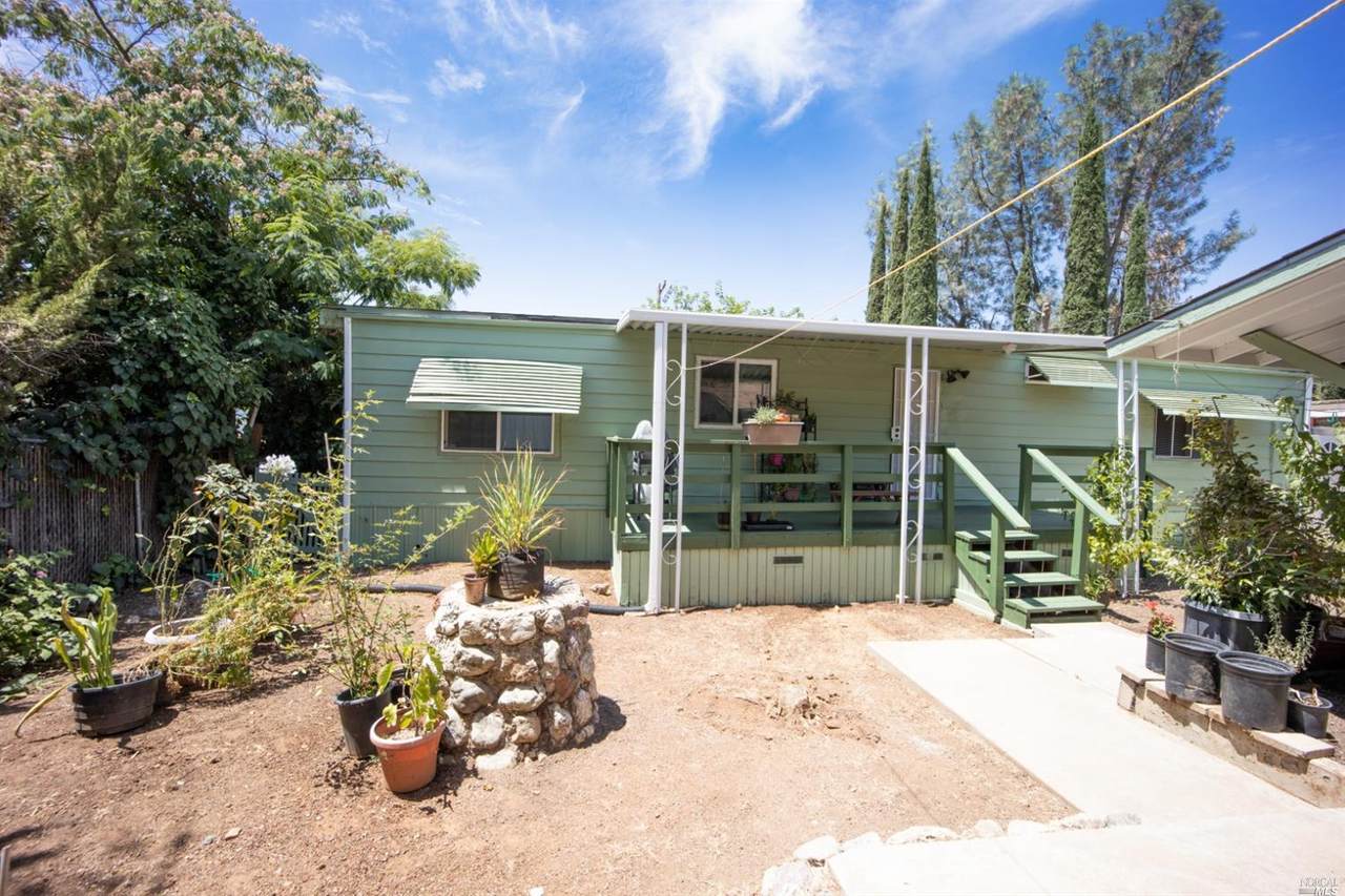 3900 Eureka Avenue - Photo 1
