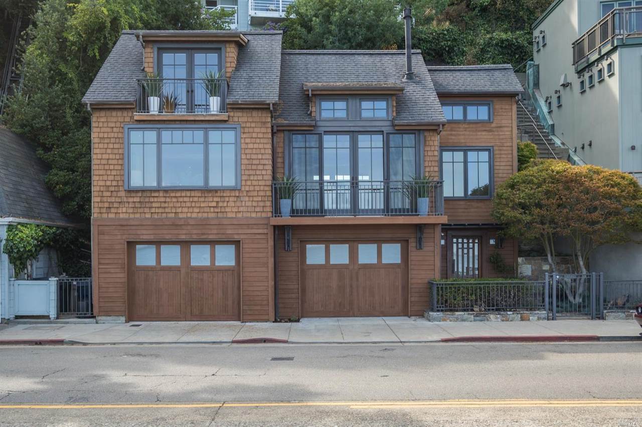431 Bridgeway Boulevard - Photo 1