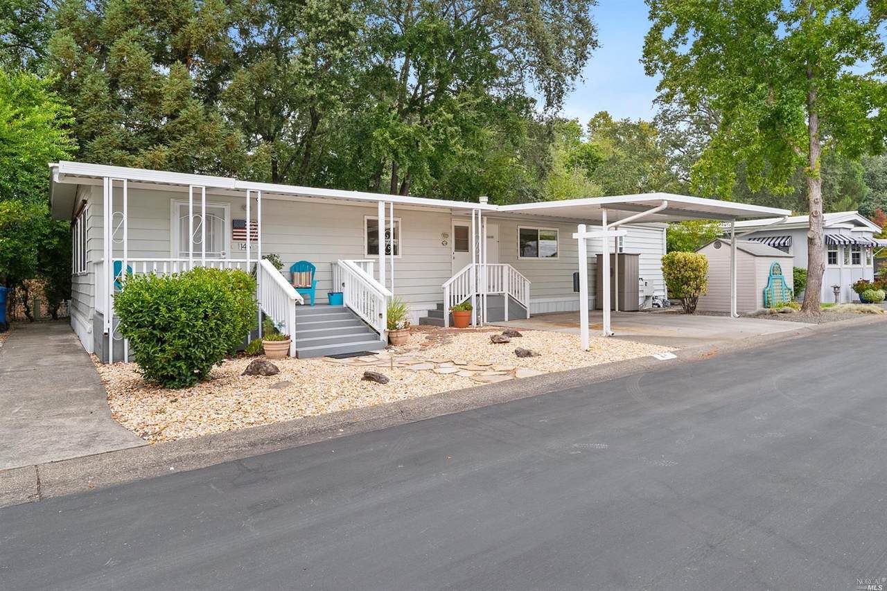 2412 Foothill Boulevard - Photo 1
