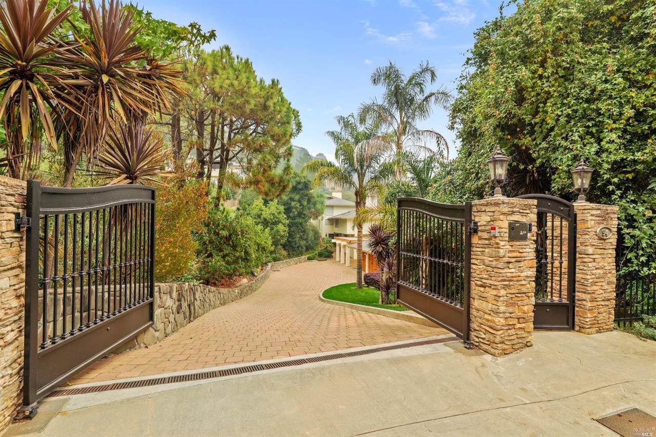 94 Mount Tiburon Road - Photo 1