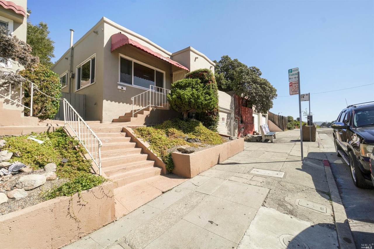 1394 31st Street - Photo 1