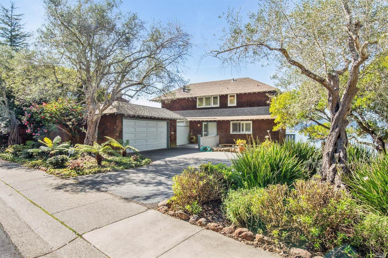 73 Shore Road - Photo 1